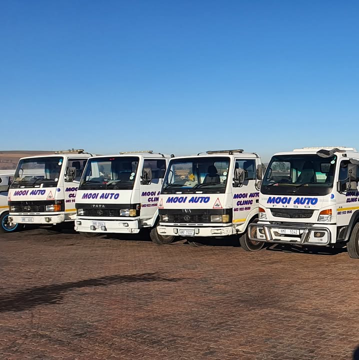 Mooi Auto Clinic towing and recovery trucks